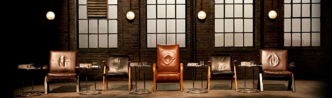 What Dragons Den Teaches Us About Business, Pitching and Investment - image- Dragons Den empty chairs and studio